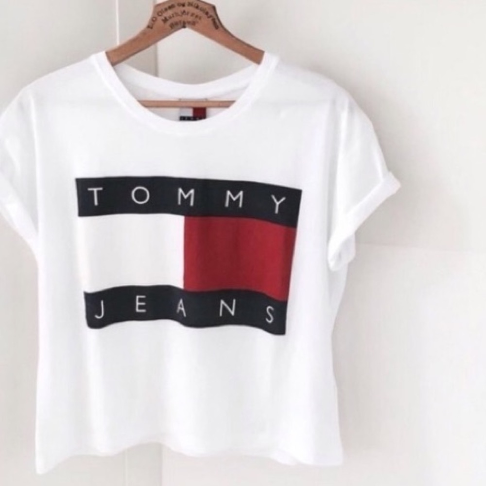 Tommy hilifiger crop top